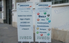 orecchia roll up banner espositore pubblicitario allestimenti