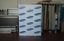 samsung roll up banner espositore pubblicitario allestimenti