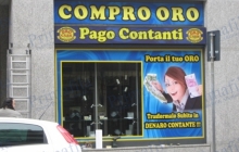 Orocash Insegna Fronte Illuminate - Primafila Group Pubblicità e Allestimenti